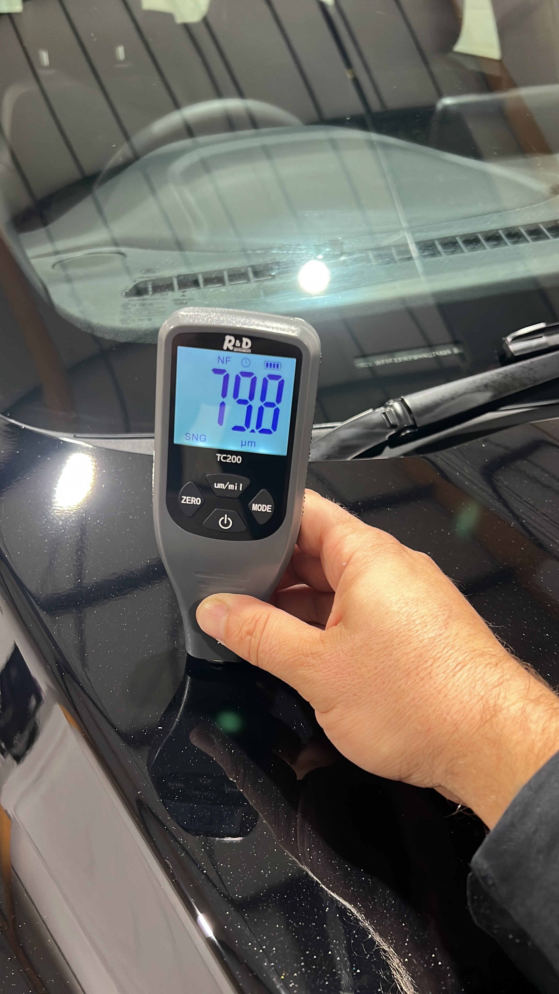 Constatare lac auto înainte de polish profesional în atelierul Improve Details Oradea